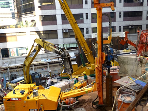 錨杆(gan)鑽施工(gong)